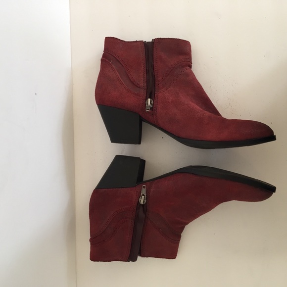 Dolce Vita Red suede high heeled booties - Picture 7 of 7